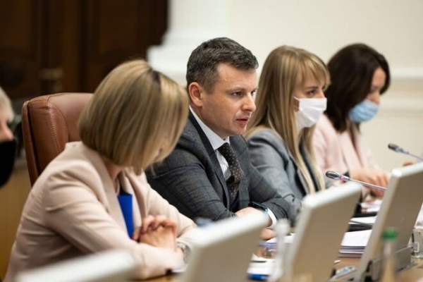 
Минфин выделит на борьбу с домашним насилием почти 700 млн грн
