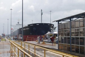 Заболели 13 моряков: в Одесском порту на судне обнаружили вспышку Covid-19