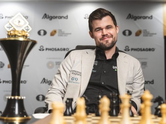 Чемпіон світу відмовився грати проти росіянина і втратить свій титул чемпіона світу