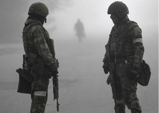 Наказував катувати українців у Херсоні: встановлено особу чергового путінського військового ката
