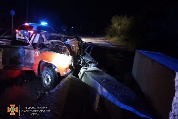Водій згорів живцем разом з автомобілем: під Дніпром ДТП завершилася трагедією