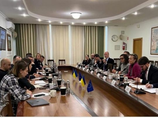 Посли «Великої сімки» поставили Зеленського перед вибором — ветувати 5655 або підтримати корупційну схему, — Черненко
