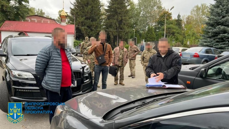 Чиновники з Дніпра заробили на небіжчиках мільйони гривень (фото)