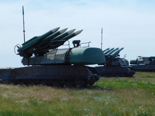 Тривожна ніч в Україні: в низці міст лунали вибухи, працювала ППО
