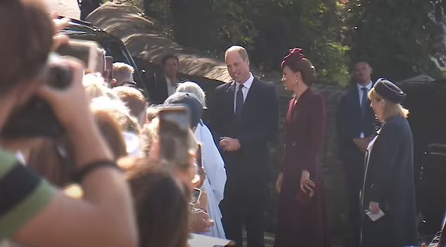 Королівська родина згадує Єлизавету II у першу річницю її смерті (фото)