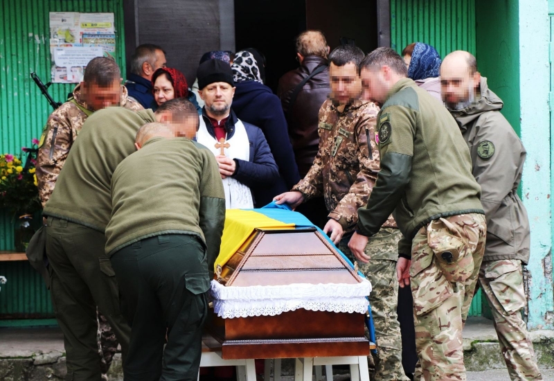 Рік тому лише одружився: на Сватівському напрямку обірвалось життя українського бійця