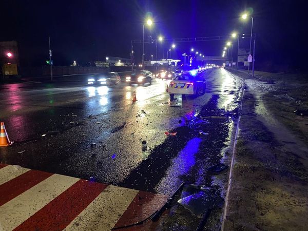 У Львові у ДТП постраждали бригада швидкої допомоги та її пацієнт (фото)