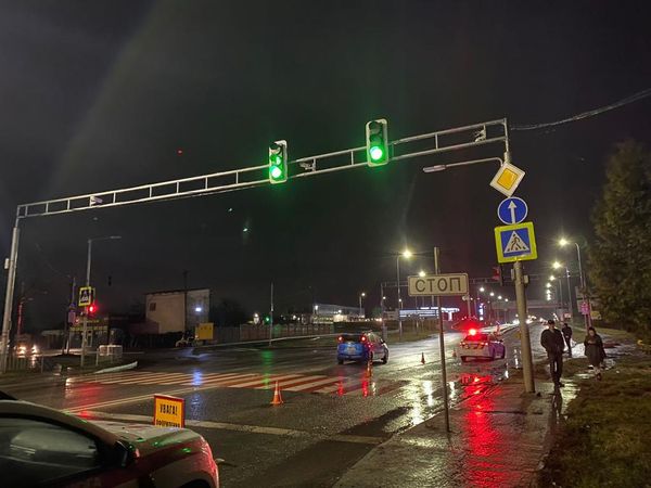У Львові у ДТП постраждали бригада швидкої допомоги та її пацієнт (фото)
