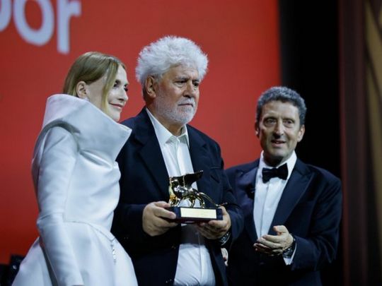 Альмодовар отримав головний приз Венеціанського кінофестивалю, але «Золотий лев» за найкращу режисуру йому не дістався