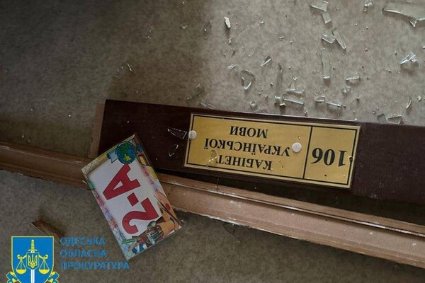 Погибший, возгорание газовых труб и пврежденная школа: последствия ночной атаки дронов в Одессе (фото, видео)