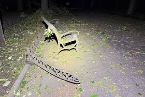 Горит Привоз, есть разрушения в историческом центре: последствия ночного удара по Одессе