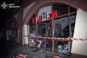 Горит Привоз, есть разрушения в историческом центре: последствия ночного удара по Одессе