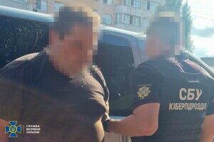Готовила обстрелы и сотрудничала с ГРУ: в Одессе задержали экс-военную Готовила обстрелы и сотрудничала с ГРУ: в Одессе задержали экс-военную