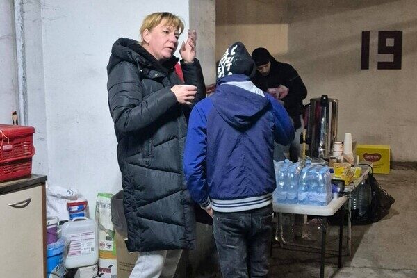 В Одессе БпЛА упал на дом: вспыхнул пожар (обновлено)