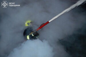 Ночной удар по Одессе: часть города без света, есть повреждение дома Ночной удар по Одессе: часть города без света, есть повреждение дома